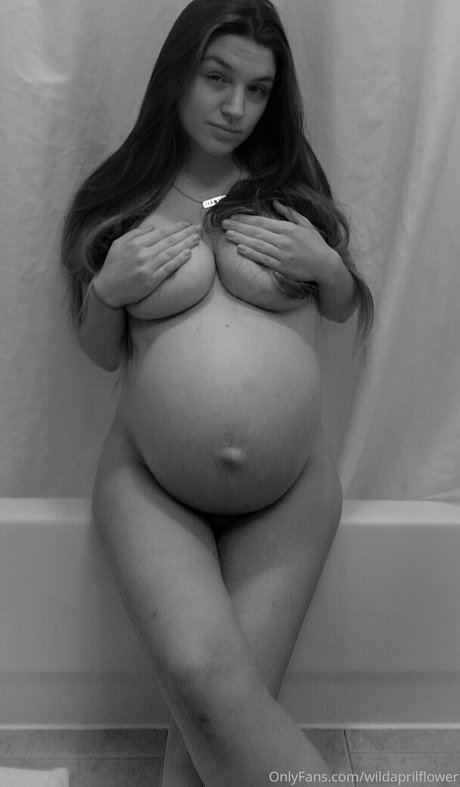 wildaprilflower star du porno hd des photos