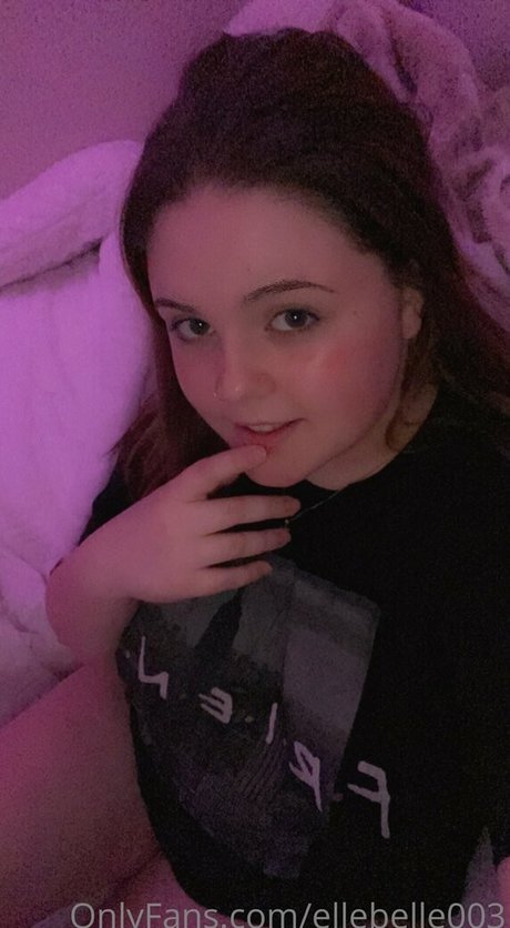 ellebelle003 haut modèle photo