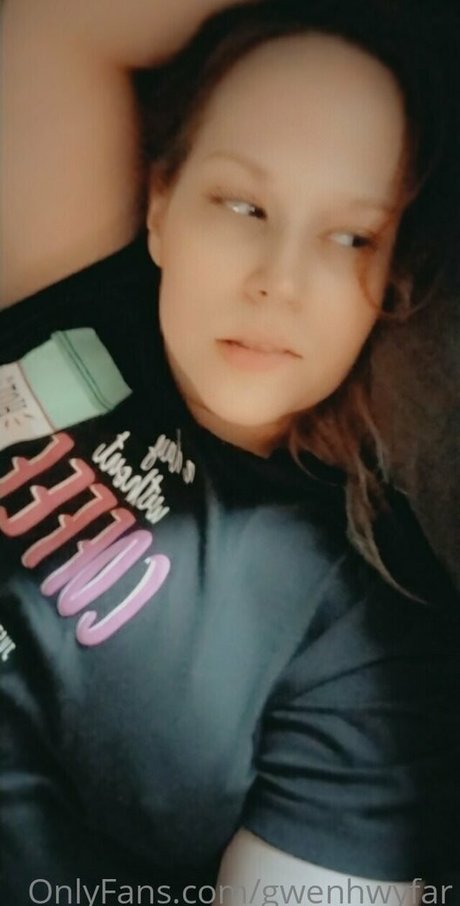 gwenhwyfar beau modèle archive