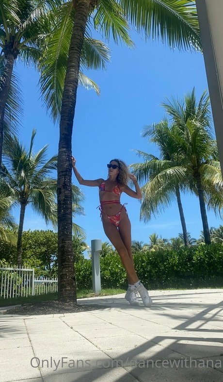 dancewithana sexe star galeries