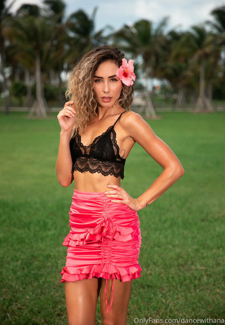 dancewithana modèle parfait photos