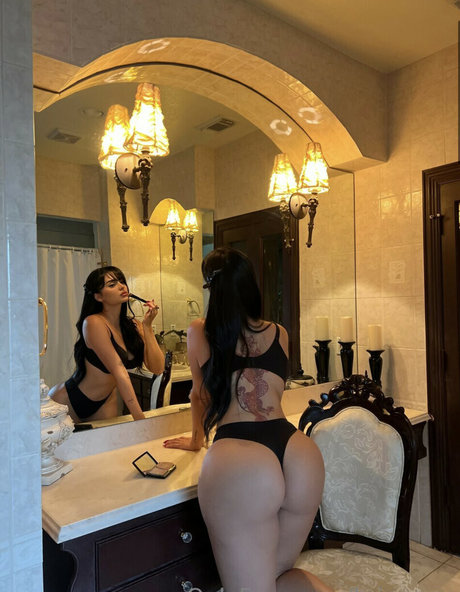 Brigarzza actrice de sexe img