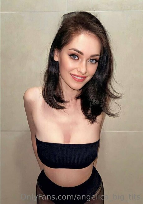 fellation publique onlyfans haut hd images