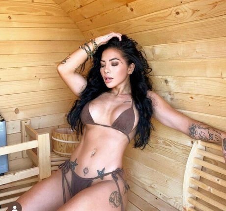 lilkymchiii haut modèle photo