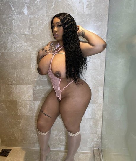 kioruncut actrice exclusive archive