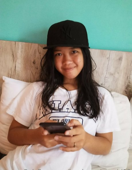 leasha asian18 actrice adulte galeries