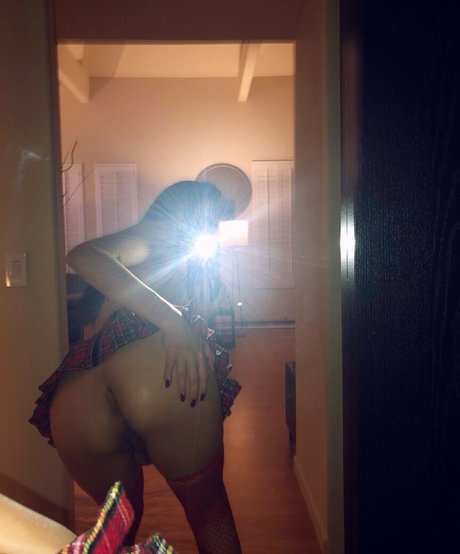 bbw gothique uniquementfans haut nu galerie