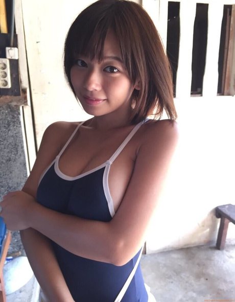 Tsukasa Wachi jolie star du porno des photos