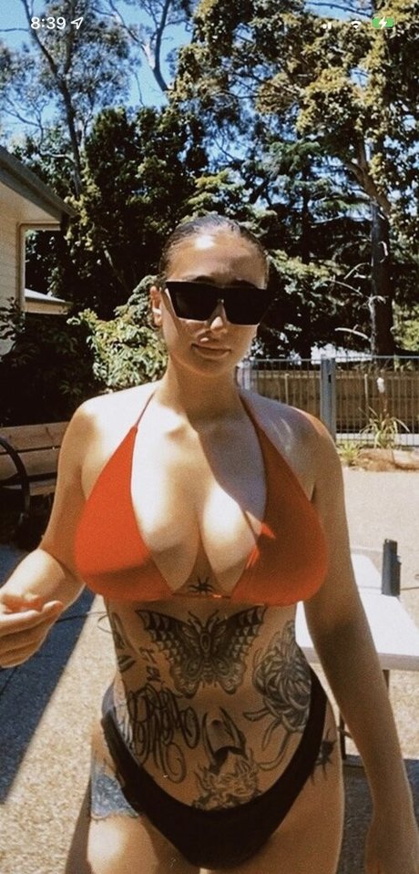 Carla Dior actrice érotique galeries