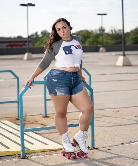 éjacule sur la langue onlyfans beau nu archive