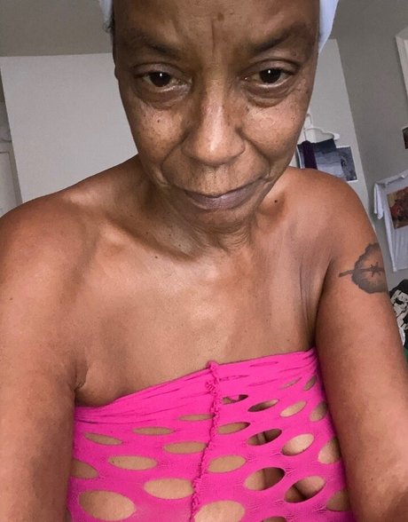 notyourgrandma star du porno belle photo