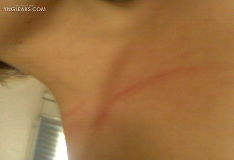 Holly Sedillos haut de star du porno photo