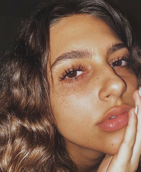 chaton courbé onlyfans xxx nu galerie