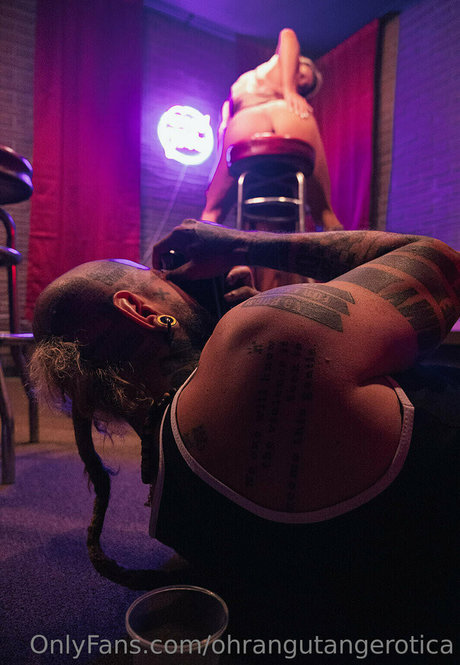 ohrangutangerotica modèle porno galeries