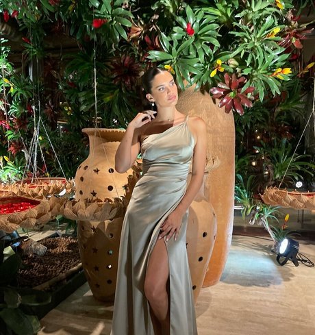 bbw épais uniquementfans chaud nu des photos