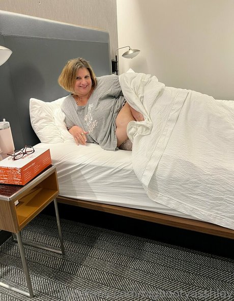 femmes au foyer uniquementfans porno gratuit img