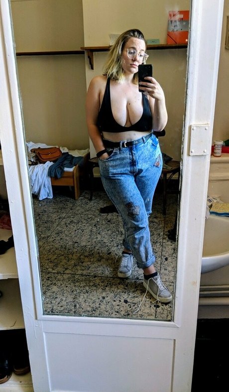 liste onlyfans gratuite sexy belle image