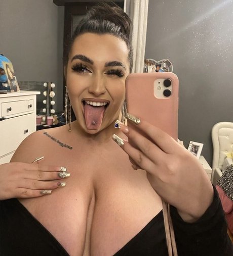 fellation transexuelle onlyfans pornographique des photos