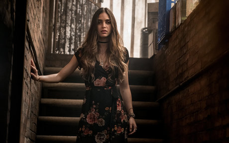 Melissa Barrera modèle sympa photo