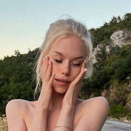 Sonyaplush étoile hd photos