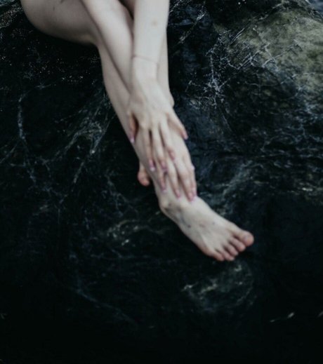 Sonyaplush star du porno parfaite des photos