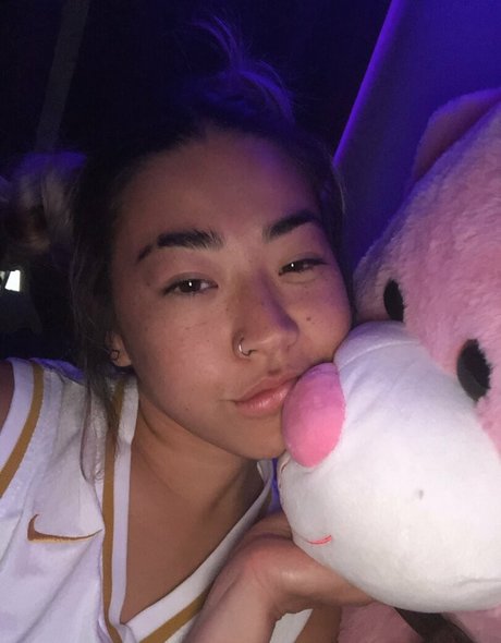 shesthe49thstate modèle nu des photos