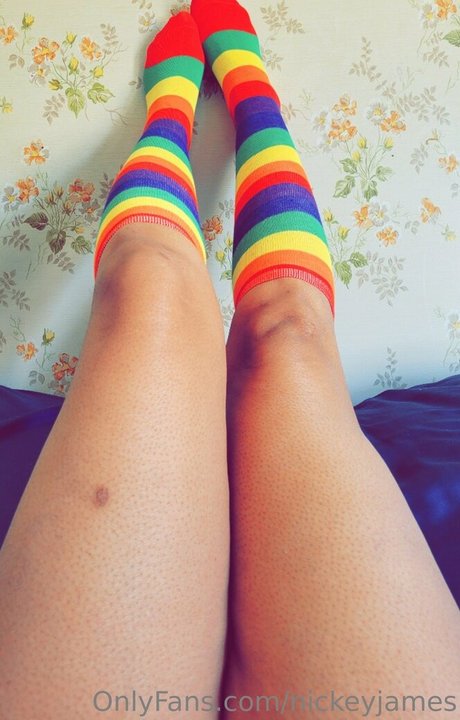 lingerie milf uniquementfans assez érotique galerie