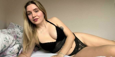 amateurs courbés onlyfans art gratuit image