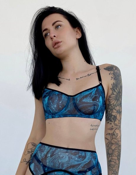 stasya stasya a actrice hd img