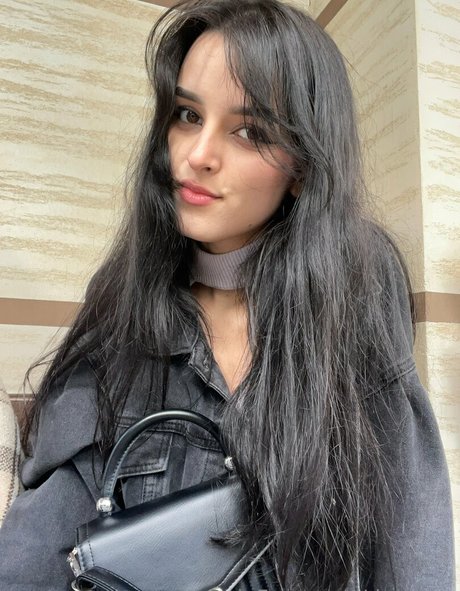 méga fans uniquement des nus parfaits image