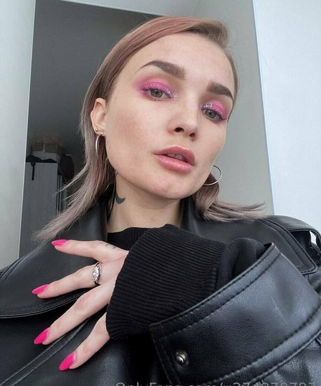 verydeepocean actrice érotique des photos