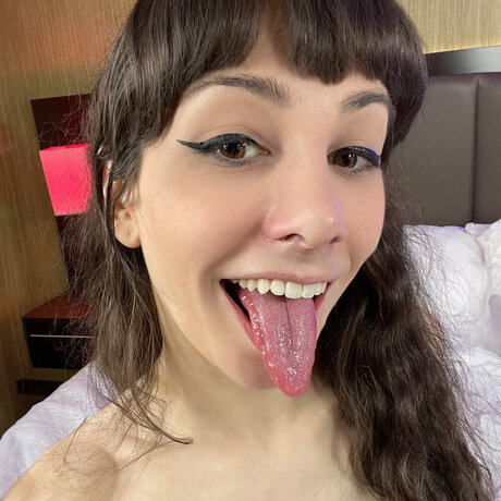 Sam BEST Trans Onlyfans_ actrice sexy des photos