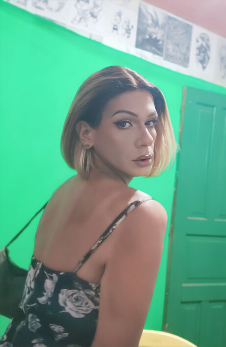 Marina Willis modèle porno images