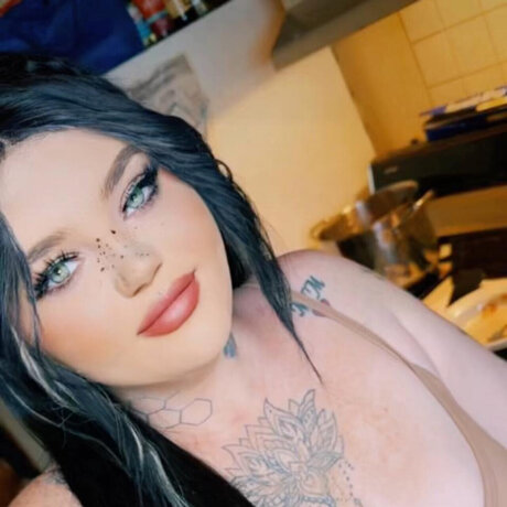 Pia modèle joli image