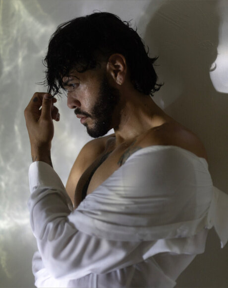 Carlos Angel Keen De Plasticina modèle gratuit photo