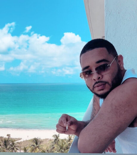 GoatOnYaHoe modèle pornographique photos