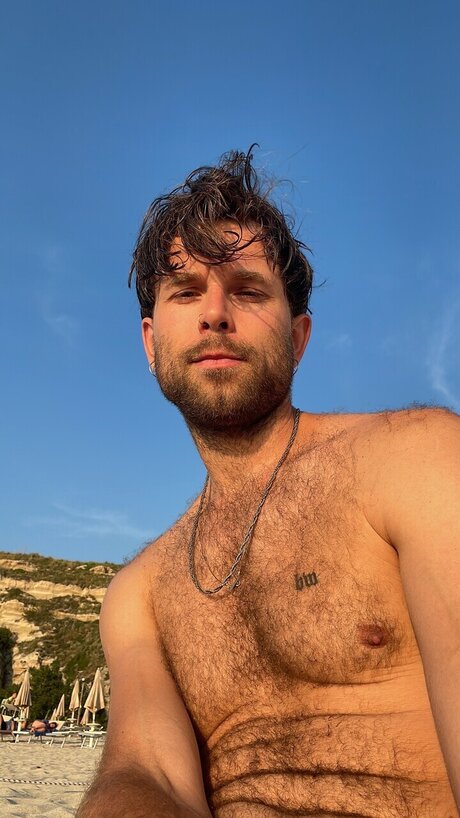 Jiggity actrice sexy galerie