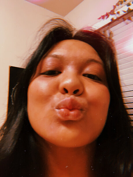 Solita Luna actrice hd photo