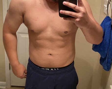 AnonymousKid21 modèle de haute qualité images