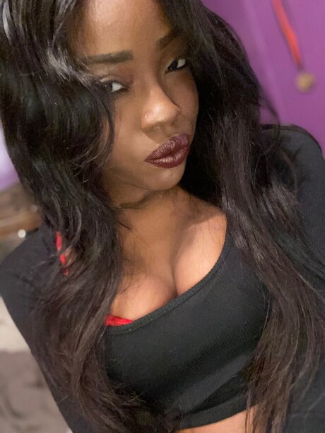 PureHoney actrice érotique galerie