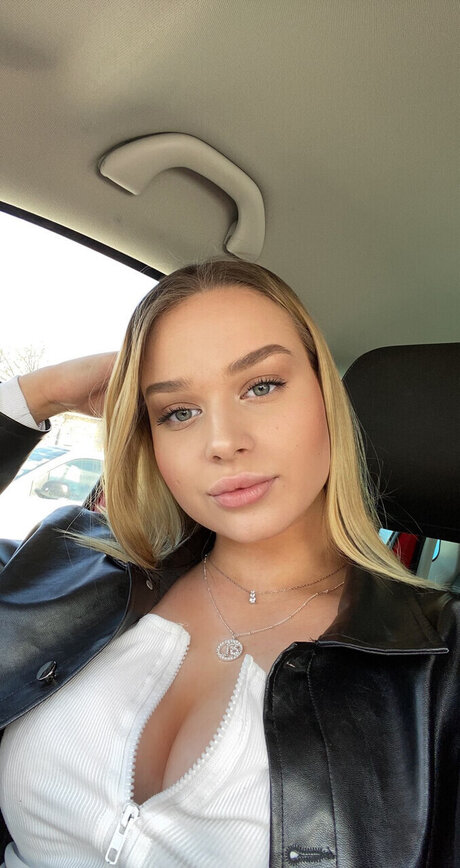 Xxcalia actrice pornographique galeries