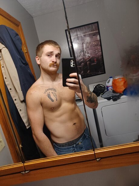 B Radley haut de star du porno photo