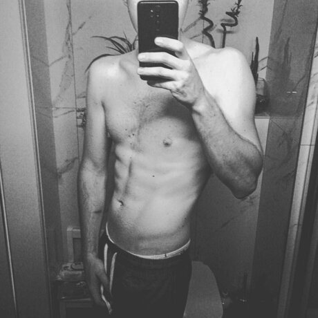 KajTeBoli_ étoile érotique des photos