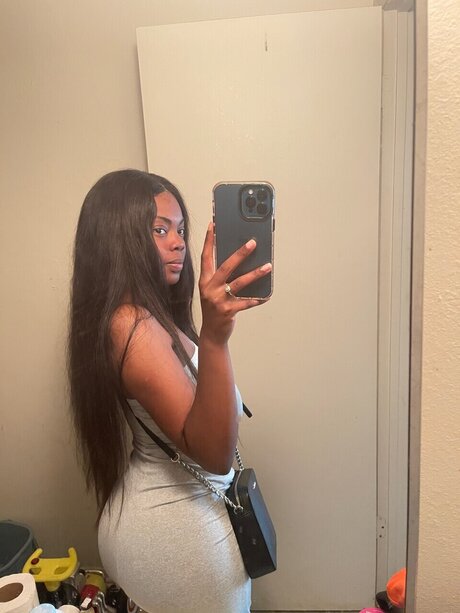 twink nu onlyfans hd parfaite archive