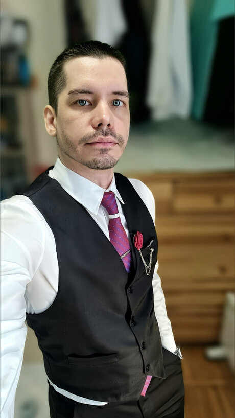 Vir g L szl_ star érotique galerie