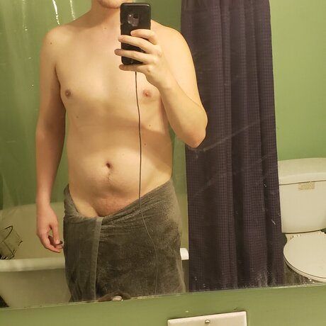 The Hammer actrice chaude img