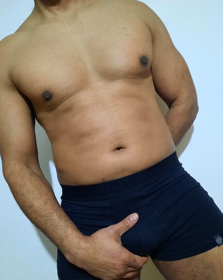 Blacksail24 modèle gratuit des photos