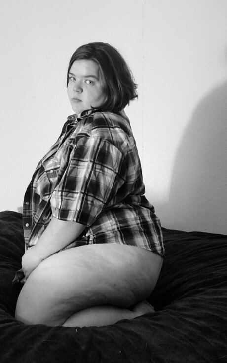 ébène huilé onlyfans top jolie archive