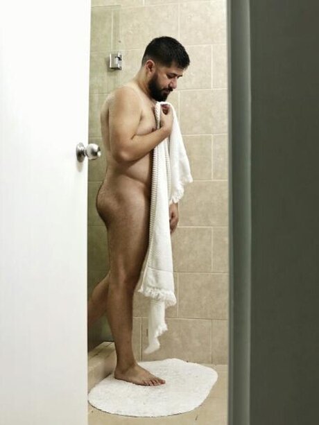 Cobalt Bear star du porno de haute qualité des photos