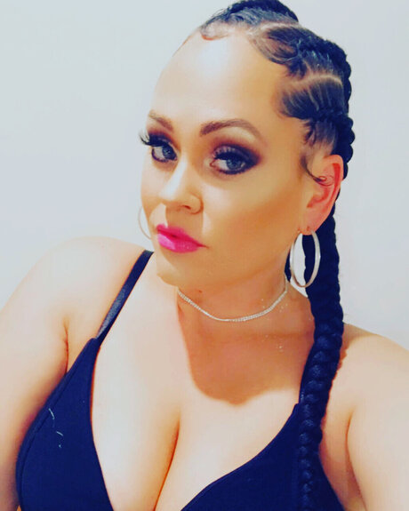 JuicyJ actrice artistique archive